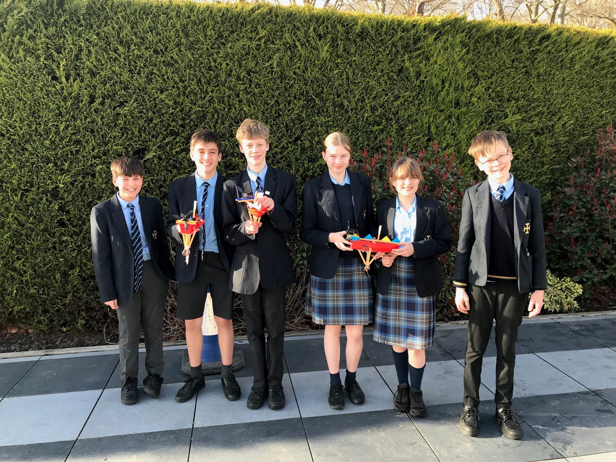 DESIGN & TECHNOLOGY STEAM ACTIVITY