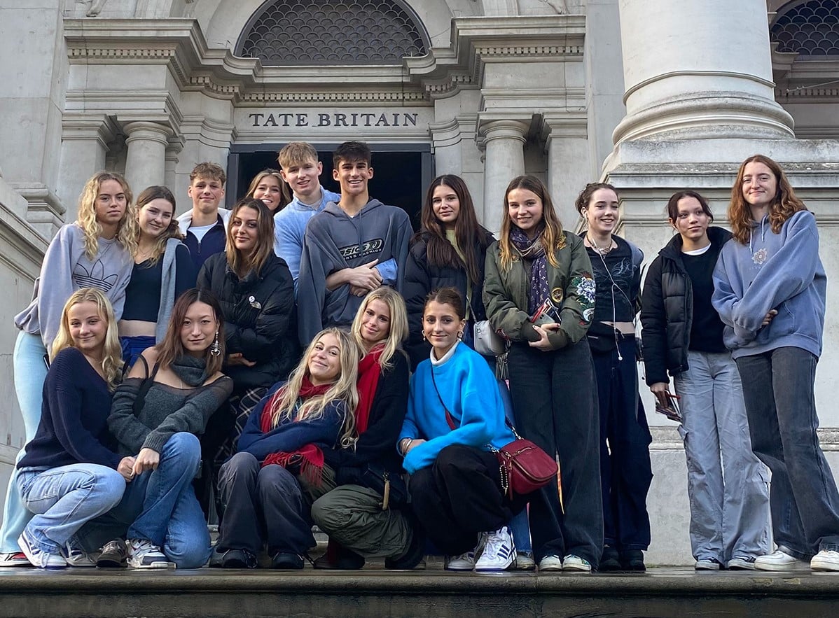 Sixth Form Artists November Gallery Trips