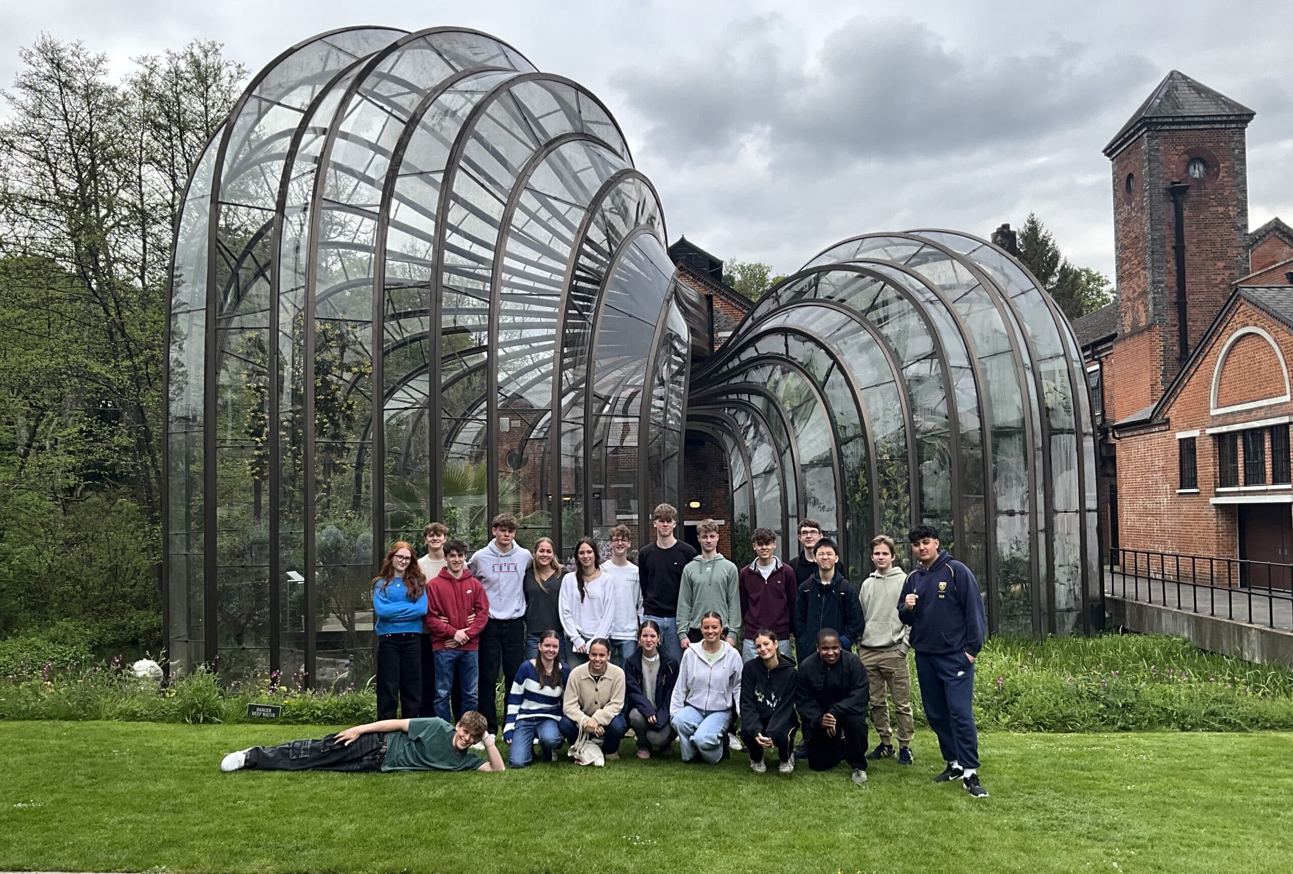 Lower Sixth Chemists examine the science of Gin making