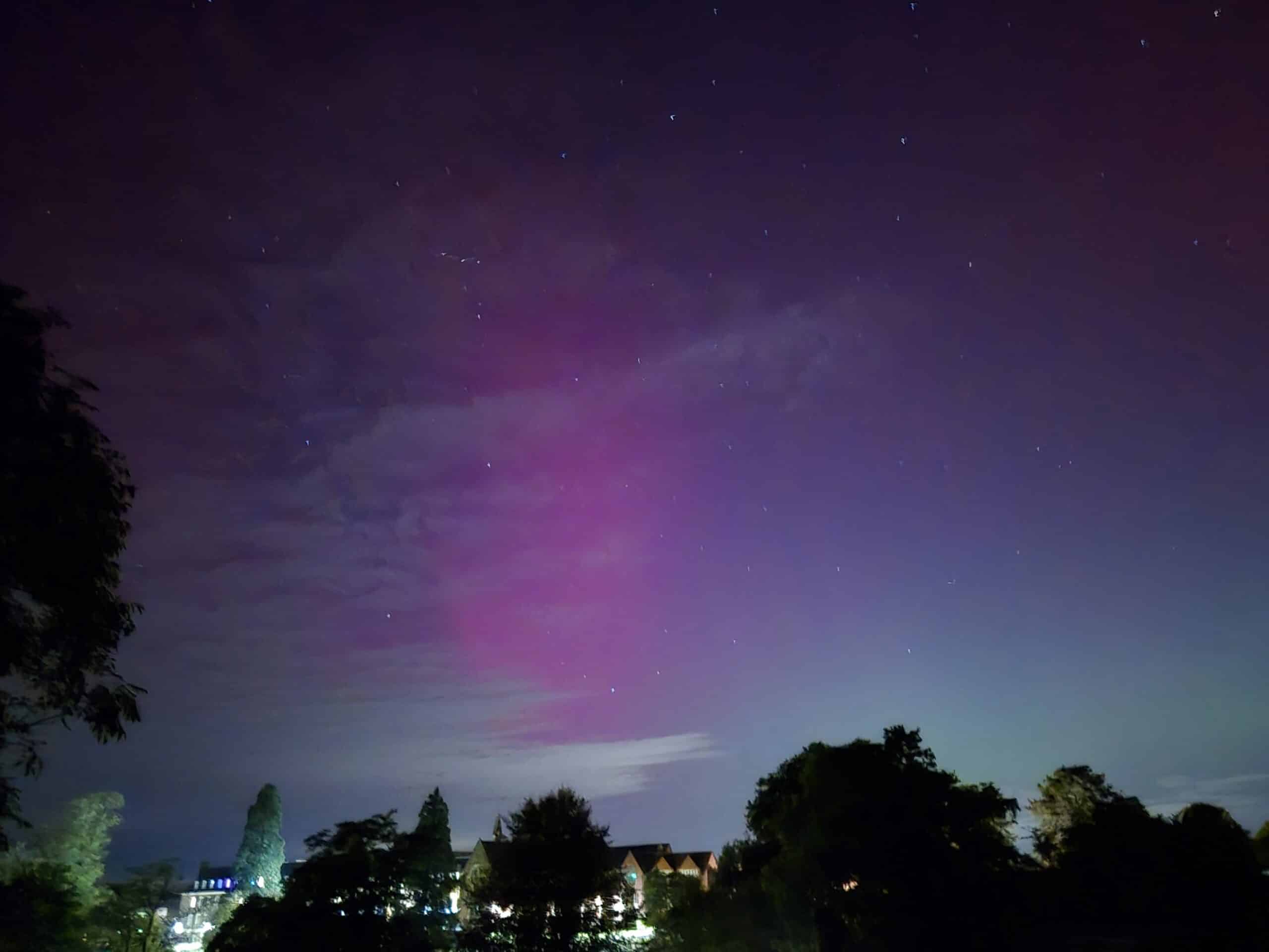 Northern Lights seen again over Cranleigh!