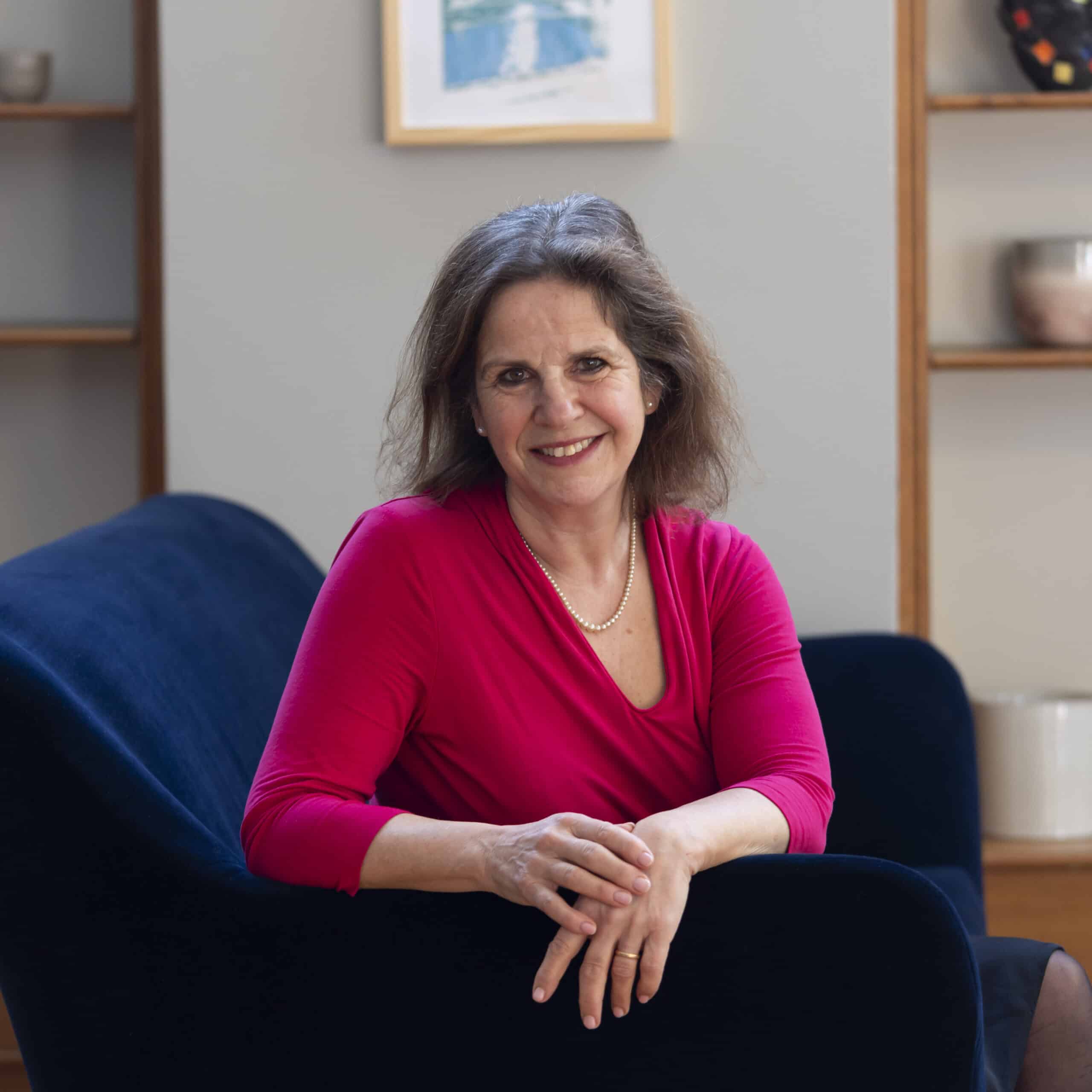 Sarah Kerr-Dineen
